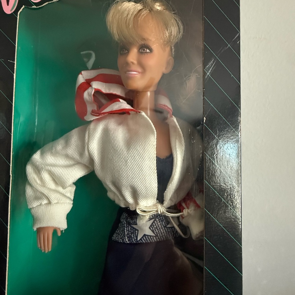 Vanna White Fashion Doll USA Red White Blue 1990 Limited Edition 11.5" Doll